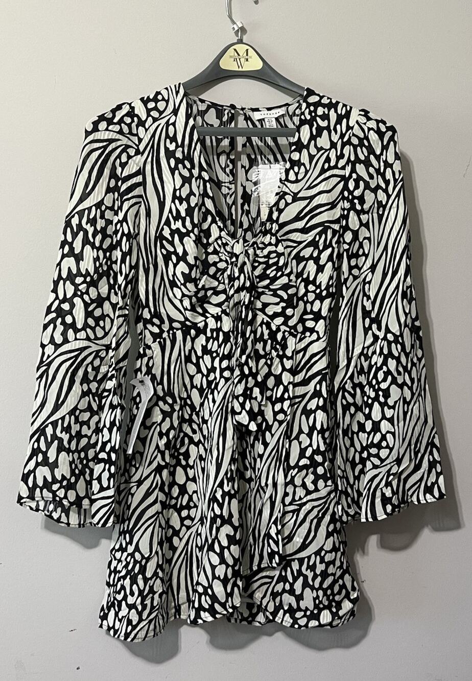 Topshop Tie Front MiniDress Flowy Boho Size 2 Black Ivory Flare Sleeve Tunic Top